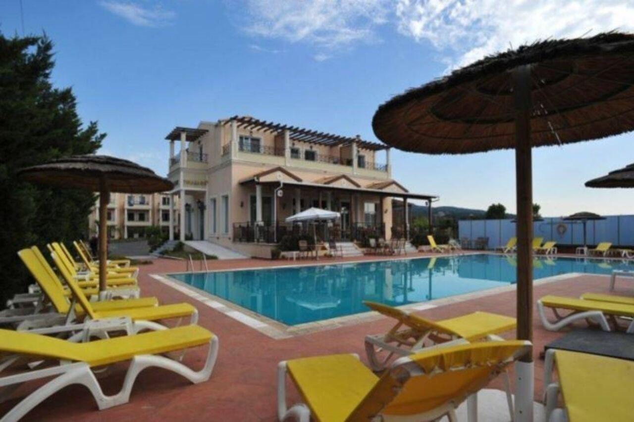 Thinalos Aparthotel Aharávi Kültér fotó