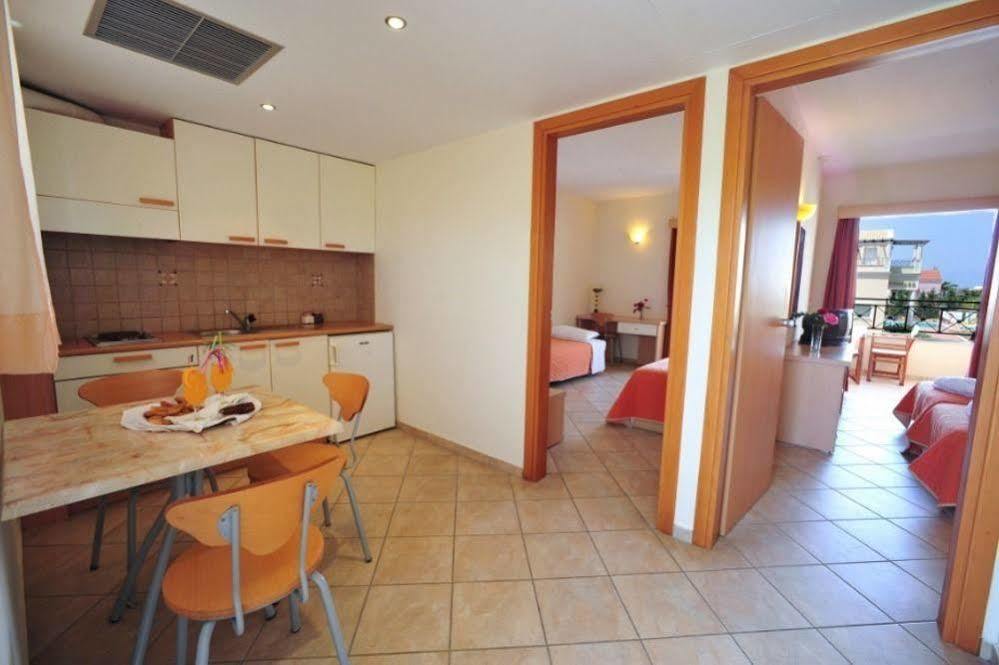 Thinalos Aparthotel Aharávi Kültér fotó